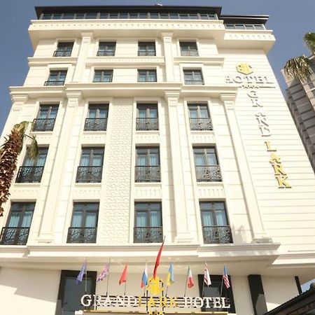 Otel Grand Lark Istanboel Buitenkant foto