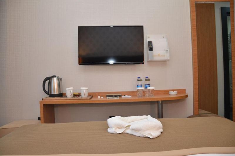 Otel Grand Lark Istanboel Buitenkant foto
