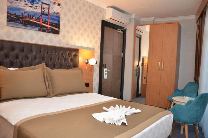 Otel Grand Lark Istanboel Buitenkant foto