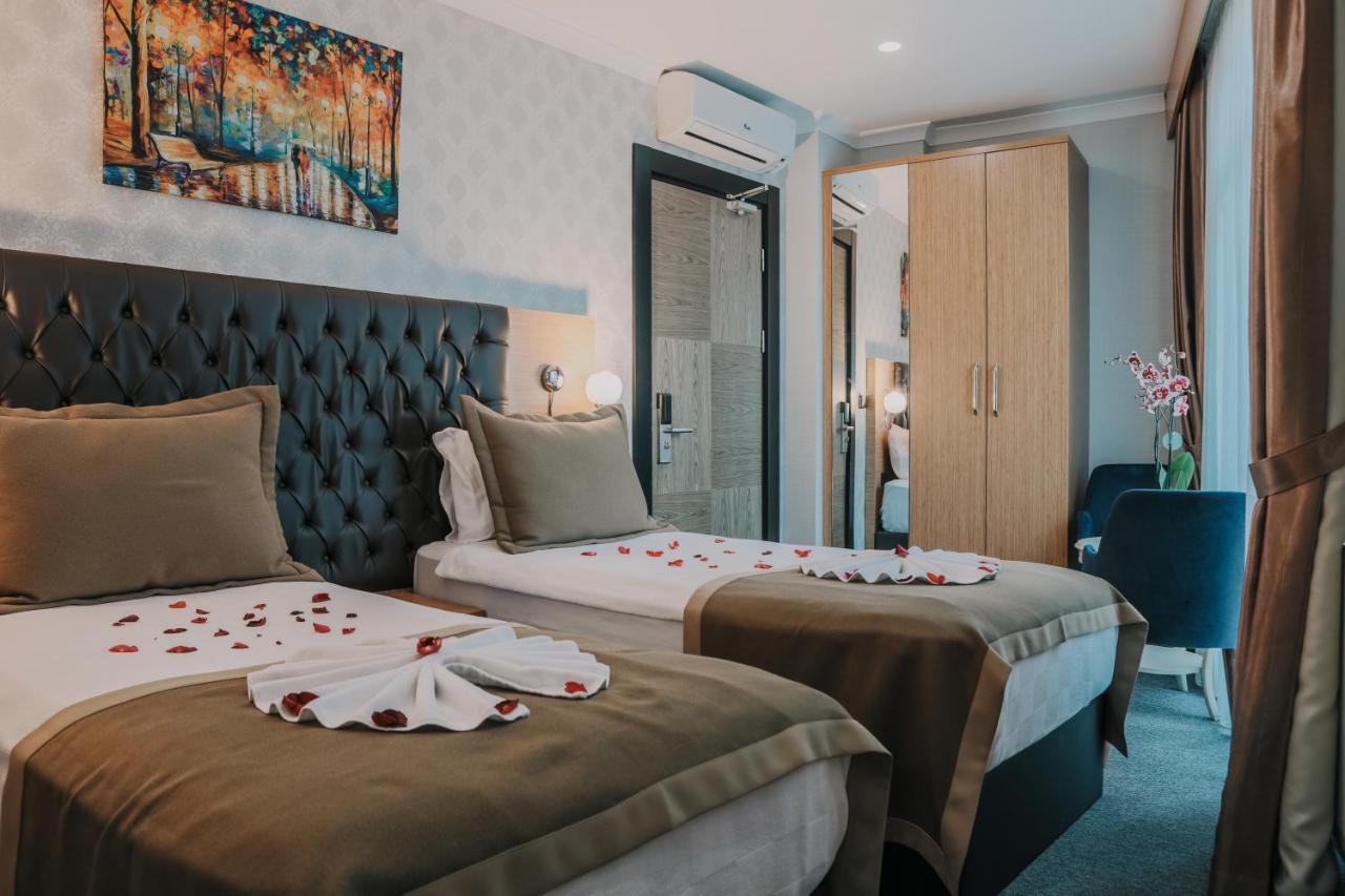 Otel Grand Lark Istanboel Buitenkant foto