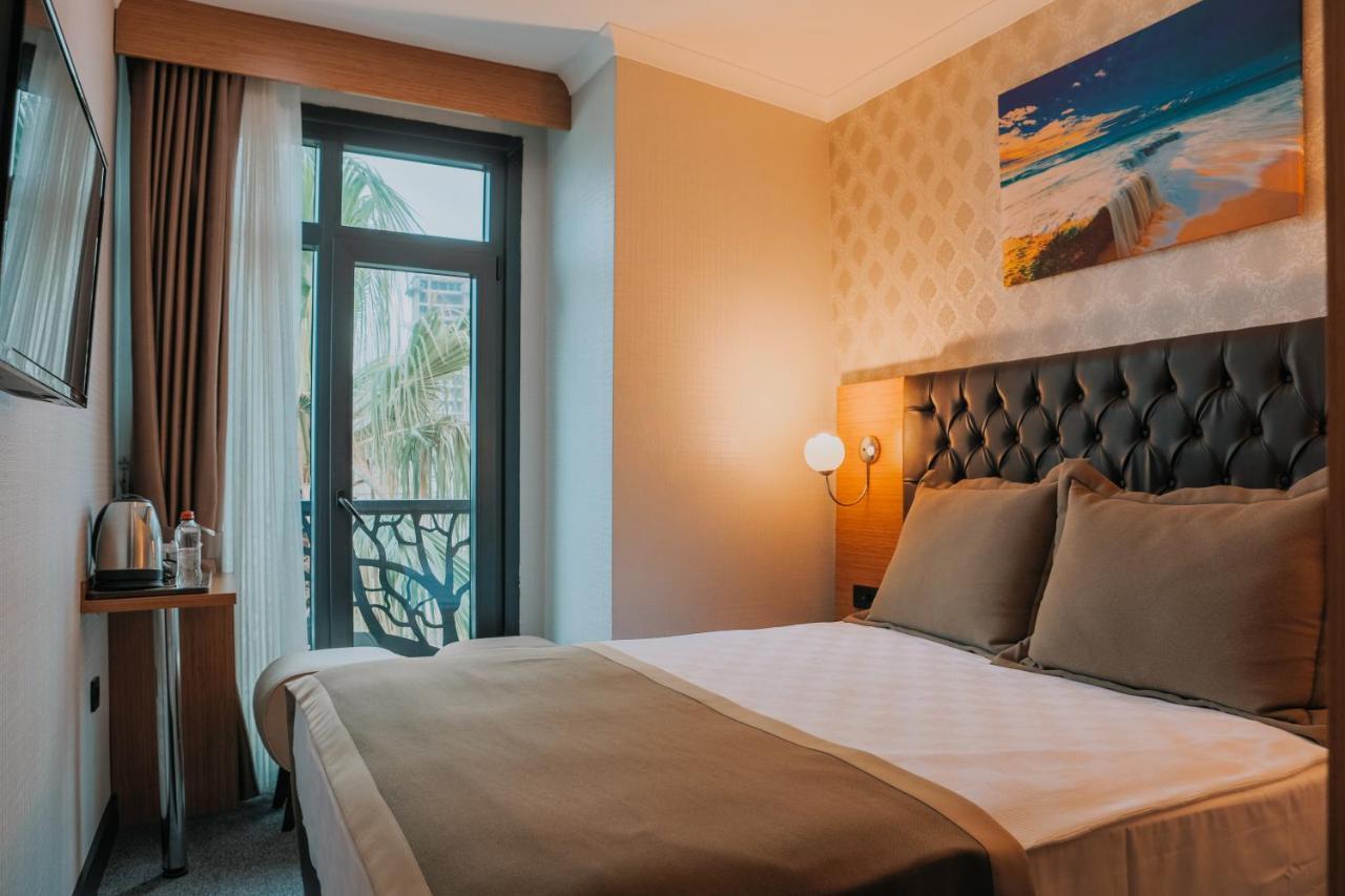Otel Grand Lark Istanboel Buitenkant foto